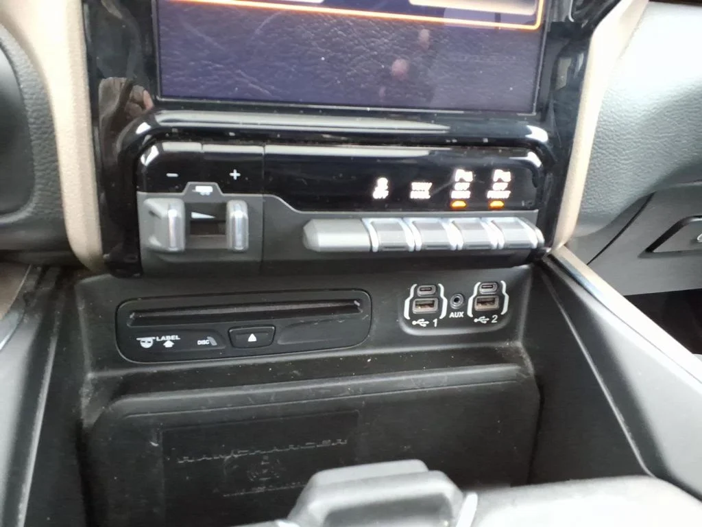 Used 2019 Red Ram Laramie image 34