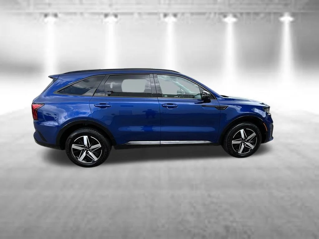 Certified Used 2023 Sapphire Blue Kia S image 3