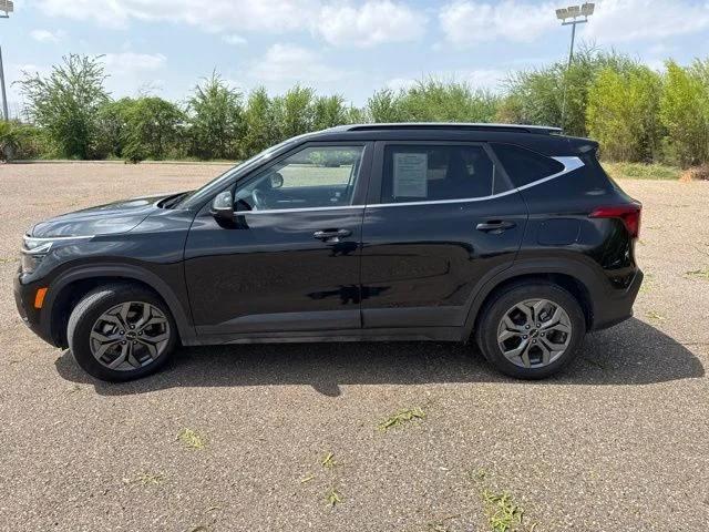 Used 2024 Black Kia S image 4
