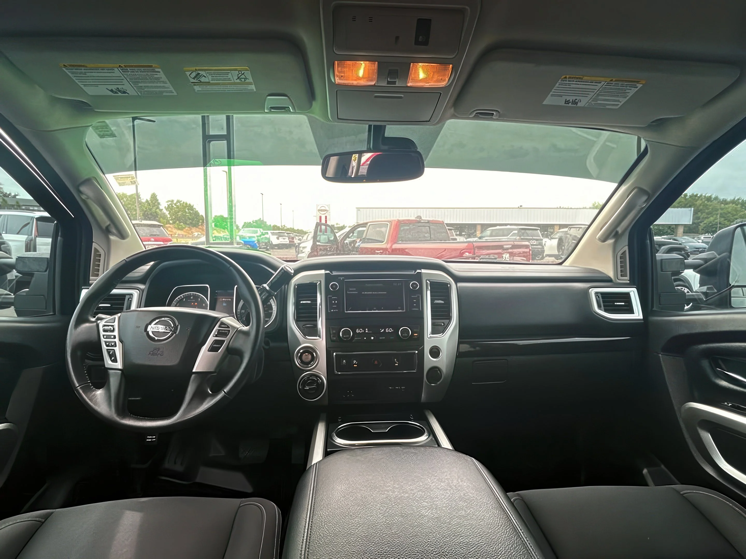 2019 Nissan Titan SV - Photo 33