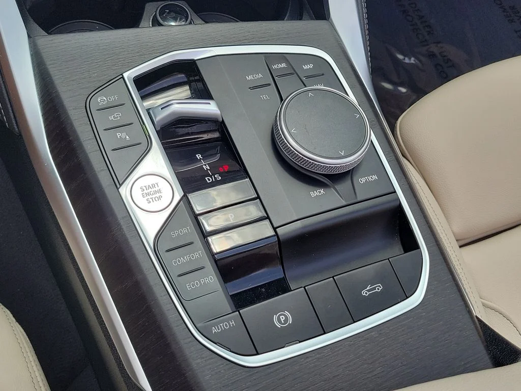 Used 2024 Black BMW M440i image 32