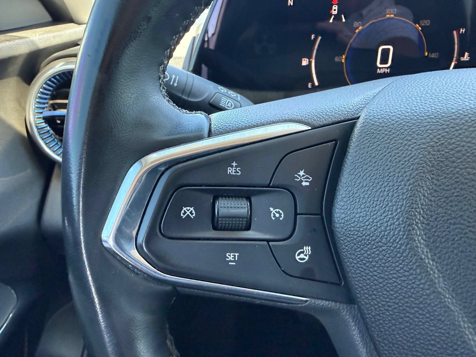 2024 Chevrolet Trax LT - Photo 21