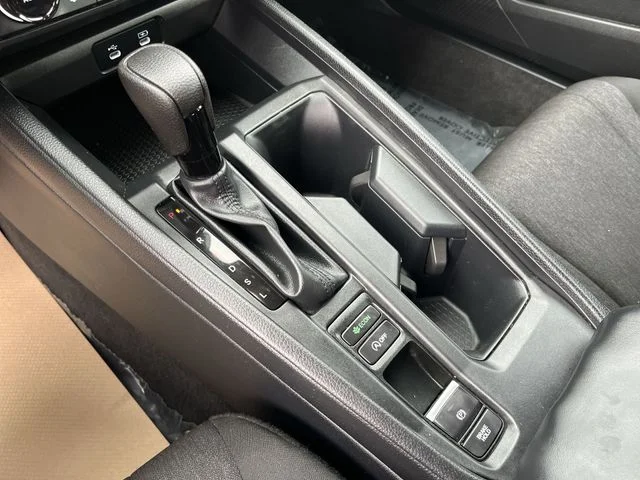 Used 2025  Honda LX image 22