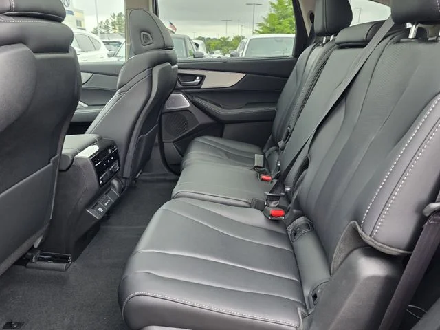 New 2026 Majestic Black Pearl Acura w/Technology Package image 20
