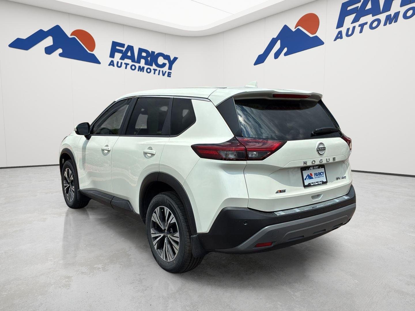 Used 2023 Pearl White Tricoat Nissan SV image 7