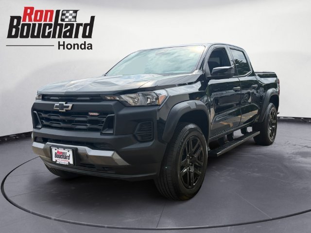 Used 2023 Black Chevrolet Trail Boss image 6
