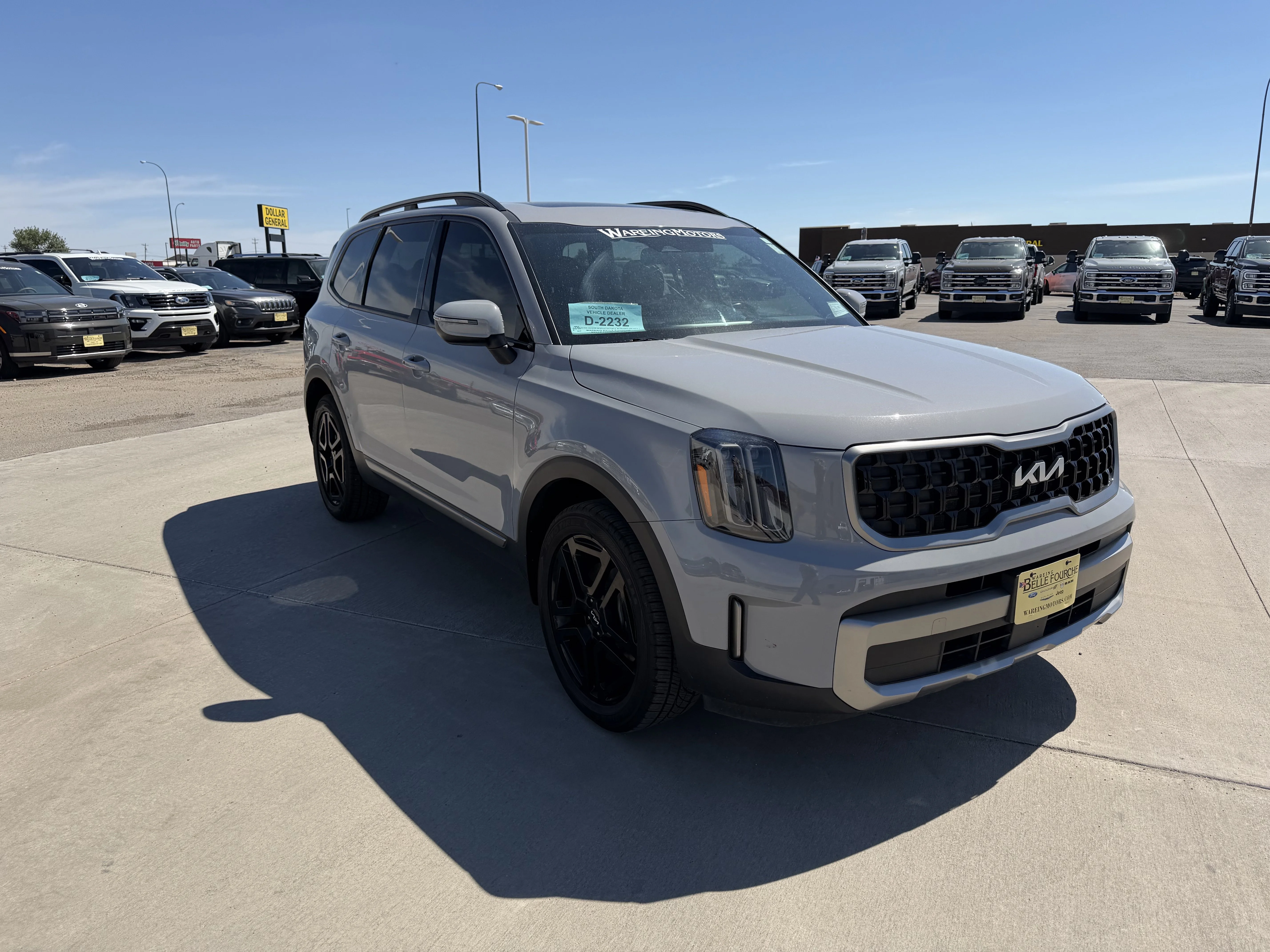 Used 2023 Wolf Gray Kia EX X-Line image 3