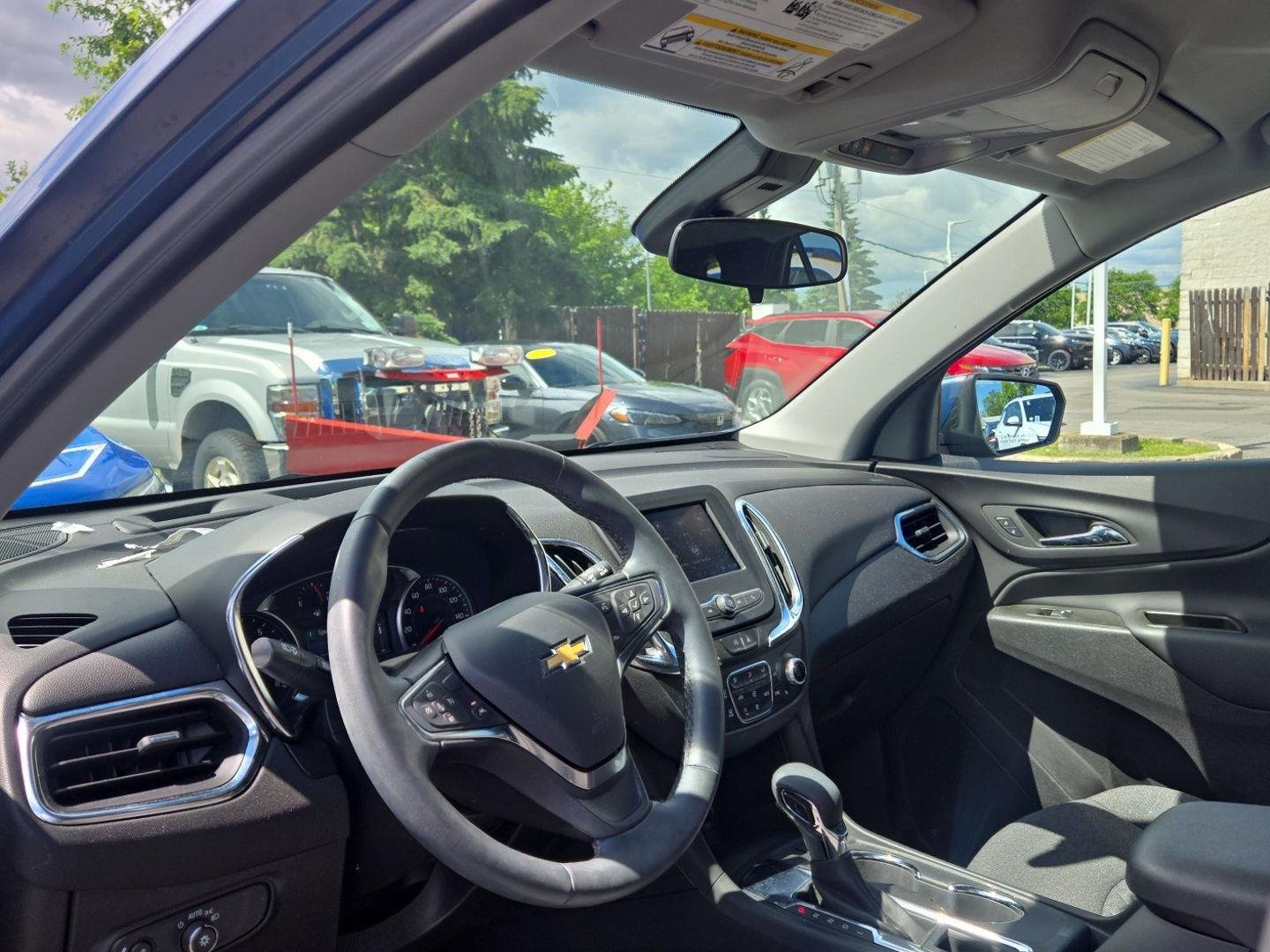 Used 2024  Chevrolet LT image 2