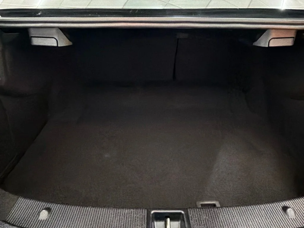 Used 2015 Black Mercedes-Benz C 350 image 23