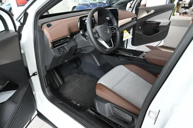 New 2026 Opal White Pearl Volkswagen Pro image 17