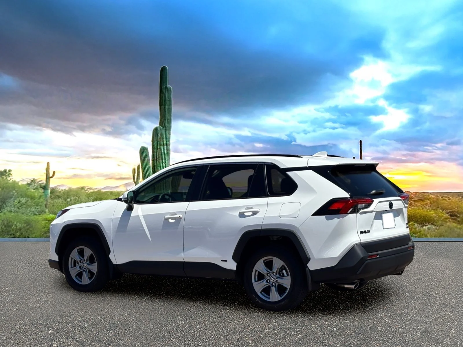 Used 2024 Ice Cap Toyota XLE image 3