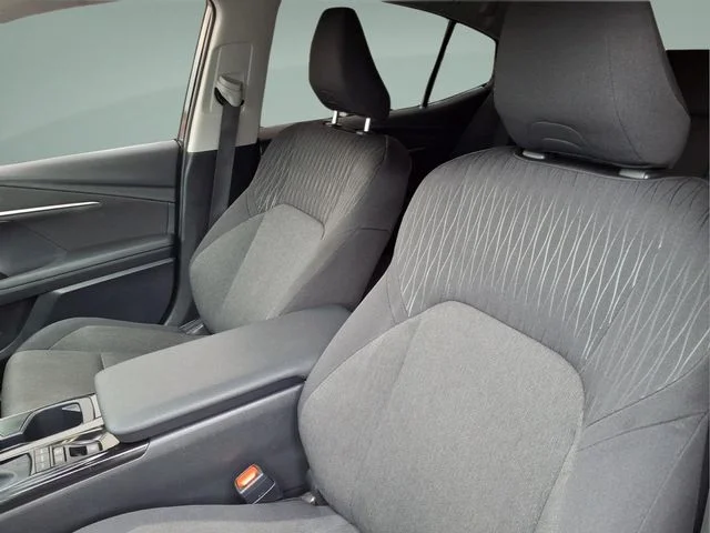 Used 2025  Toyota LE image 14