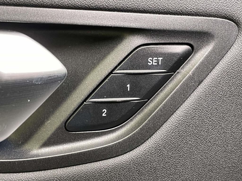 2025 BMW 2 Series M235 - Photo 27