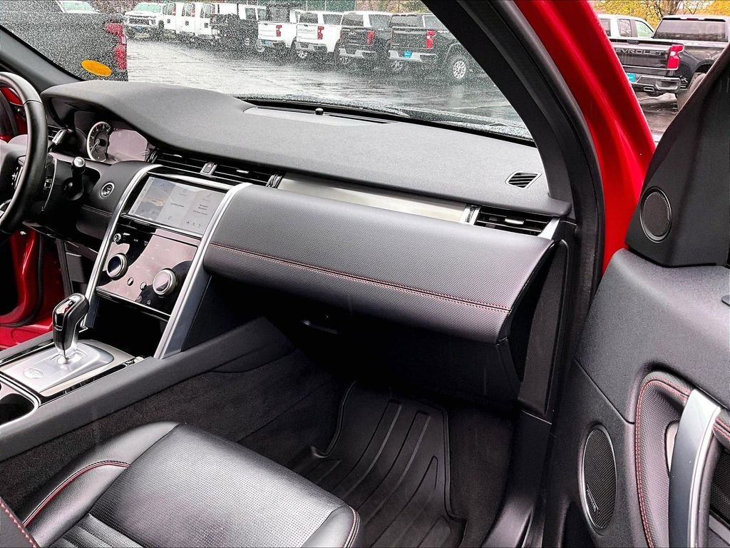 Used 2023 Red Land Rover SE R-Dynamic image 13