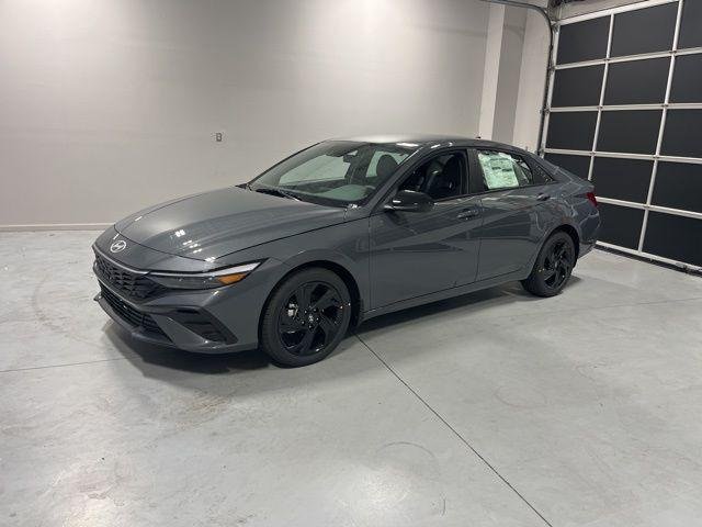 New 2026 Gray Hyundai SEL Sport image 3