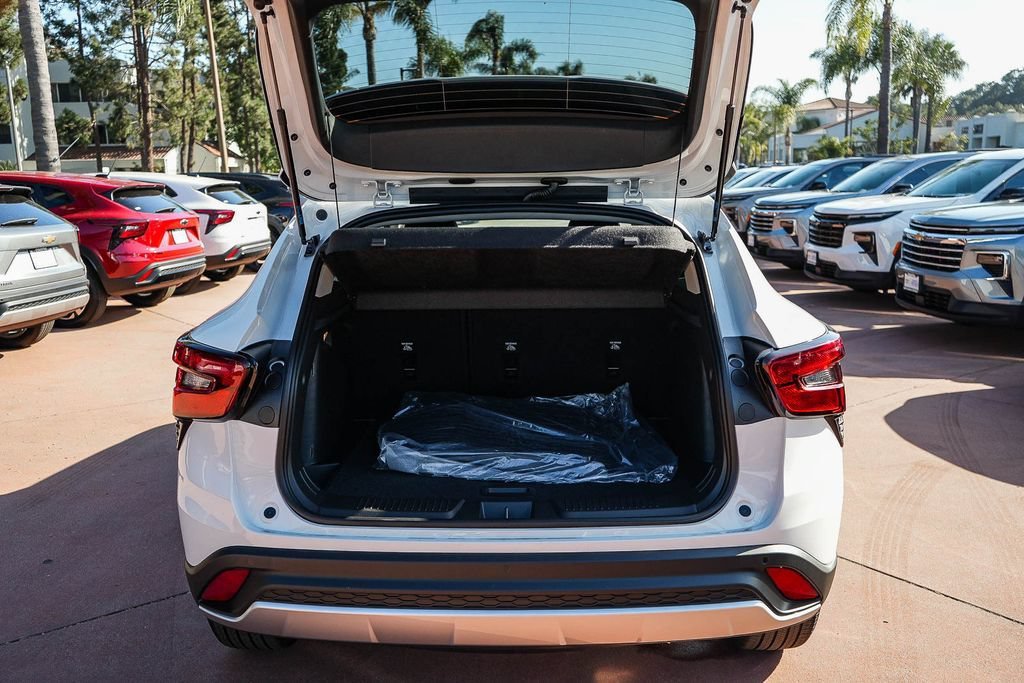 2026 Chevrolet Trax LT - Photo 24