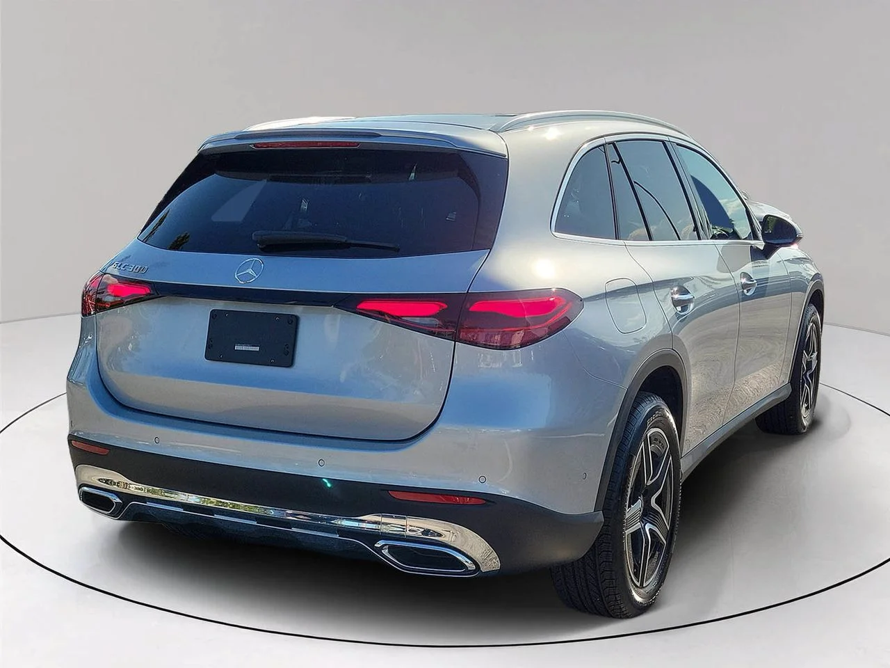 Certified Used 2026 Silver Mercedes-Benz GLC 300 image 4