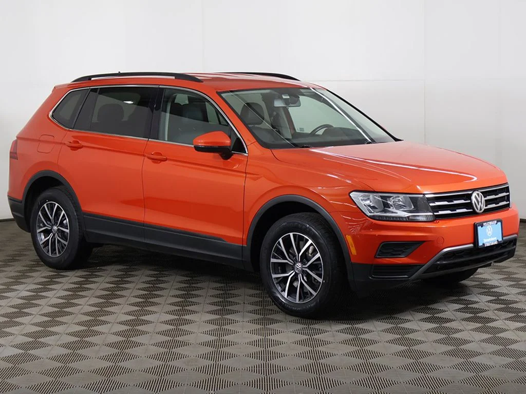 Used 2019 Volkswagen Tiguan SE with VIN 3VV2B7AX4KM150511 for sale in Streetsboro, OH