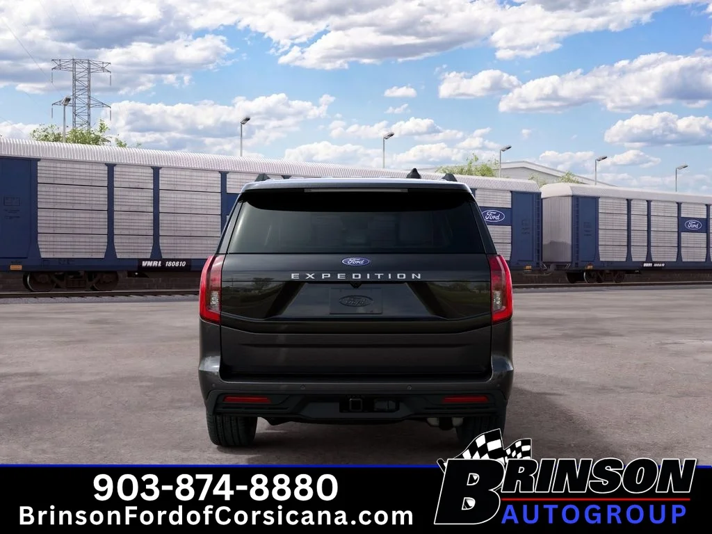 New 2027 Dark Matter Gray Metallic Ford Active image 7