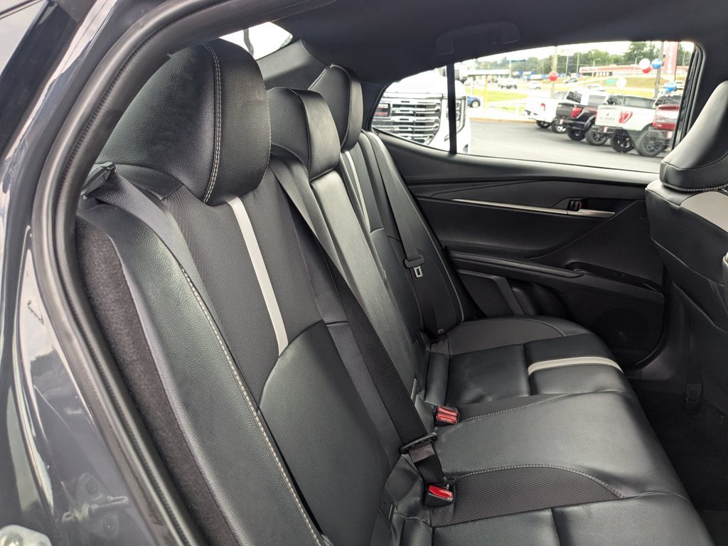 Used 2025  Toyota SE image 26