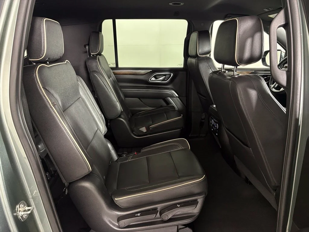 Used 2023 Green Chevrolet Premier image 45