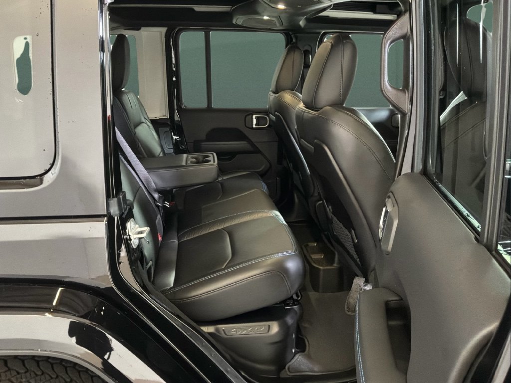Used 2024 Black Jeep High Altitude 4xe image 20