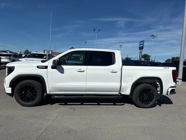 Used 2024 White GMC Elevation image 2