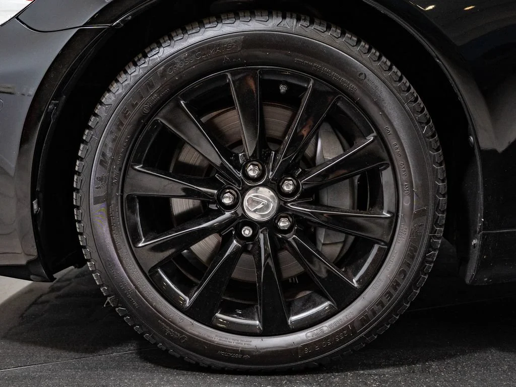 Used 2011 Obsidian Lexus 460 image 13