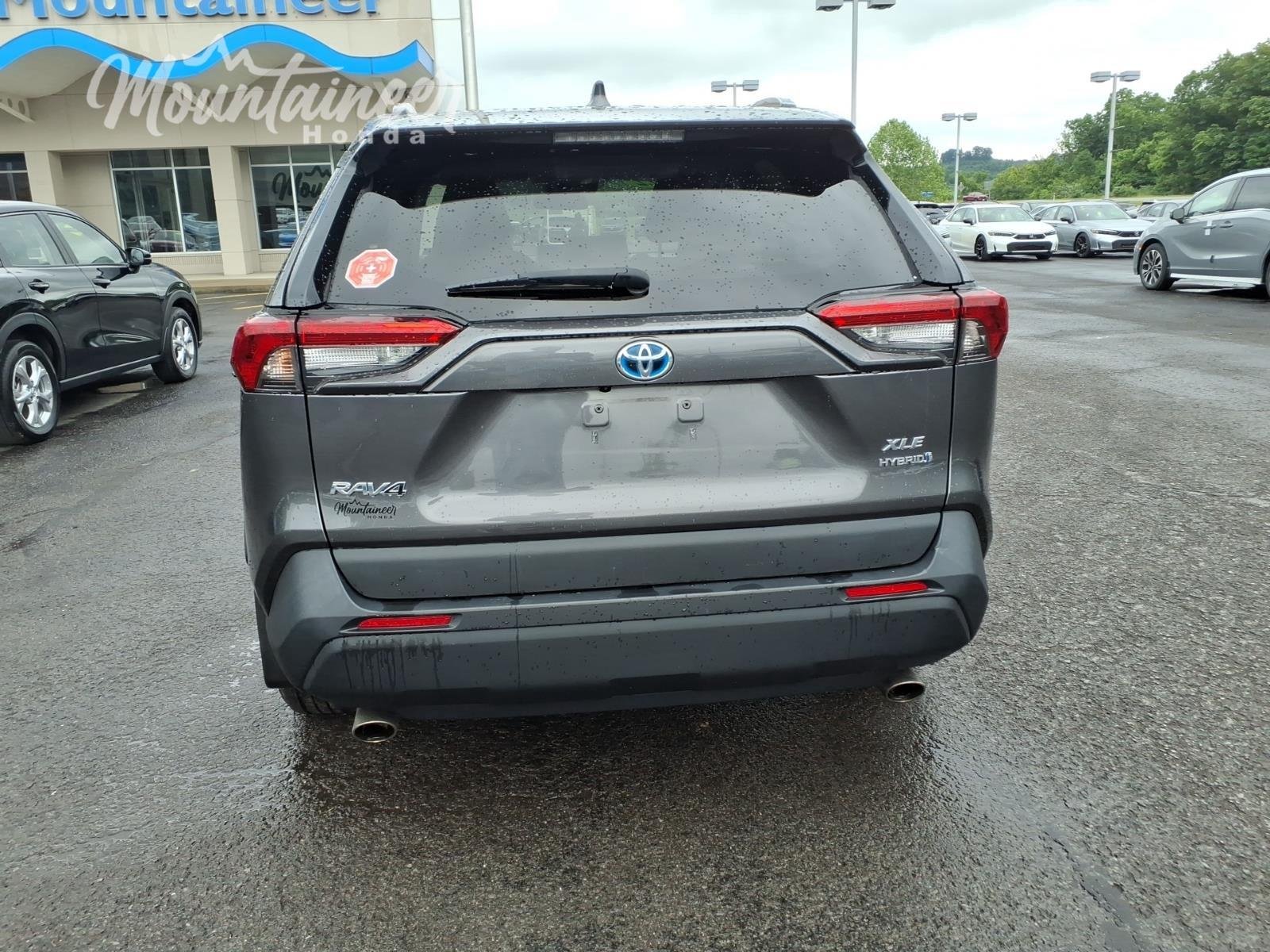 Used 2022 Magnetic Gray Metallic TOYOTA  image 6