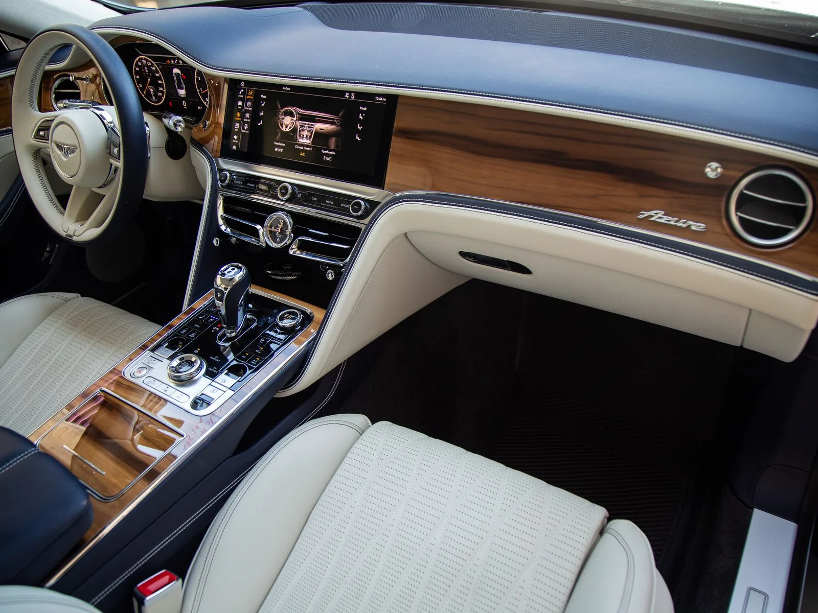 Used 2024 Blue Bentley Azure image 32