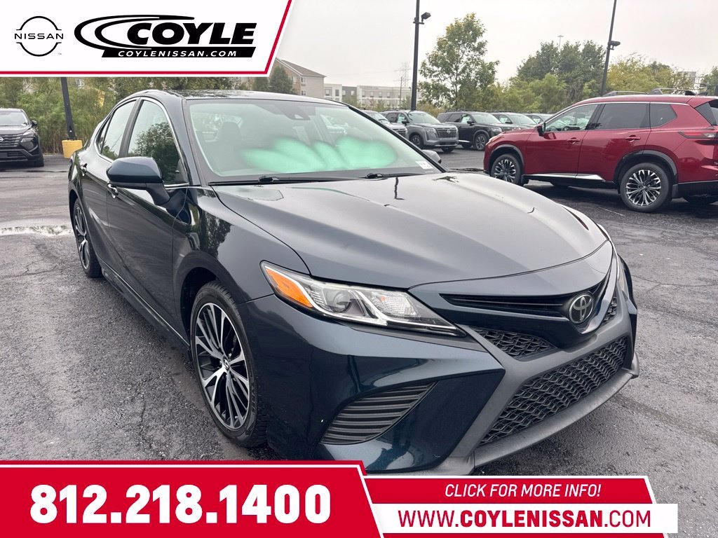 Used 2019 Blue Toyota SE image 1