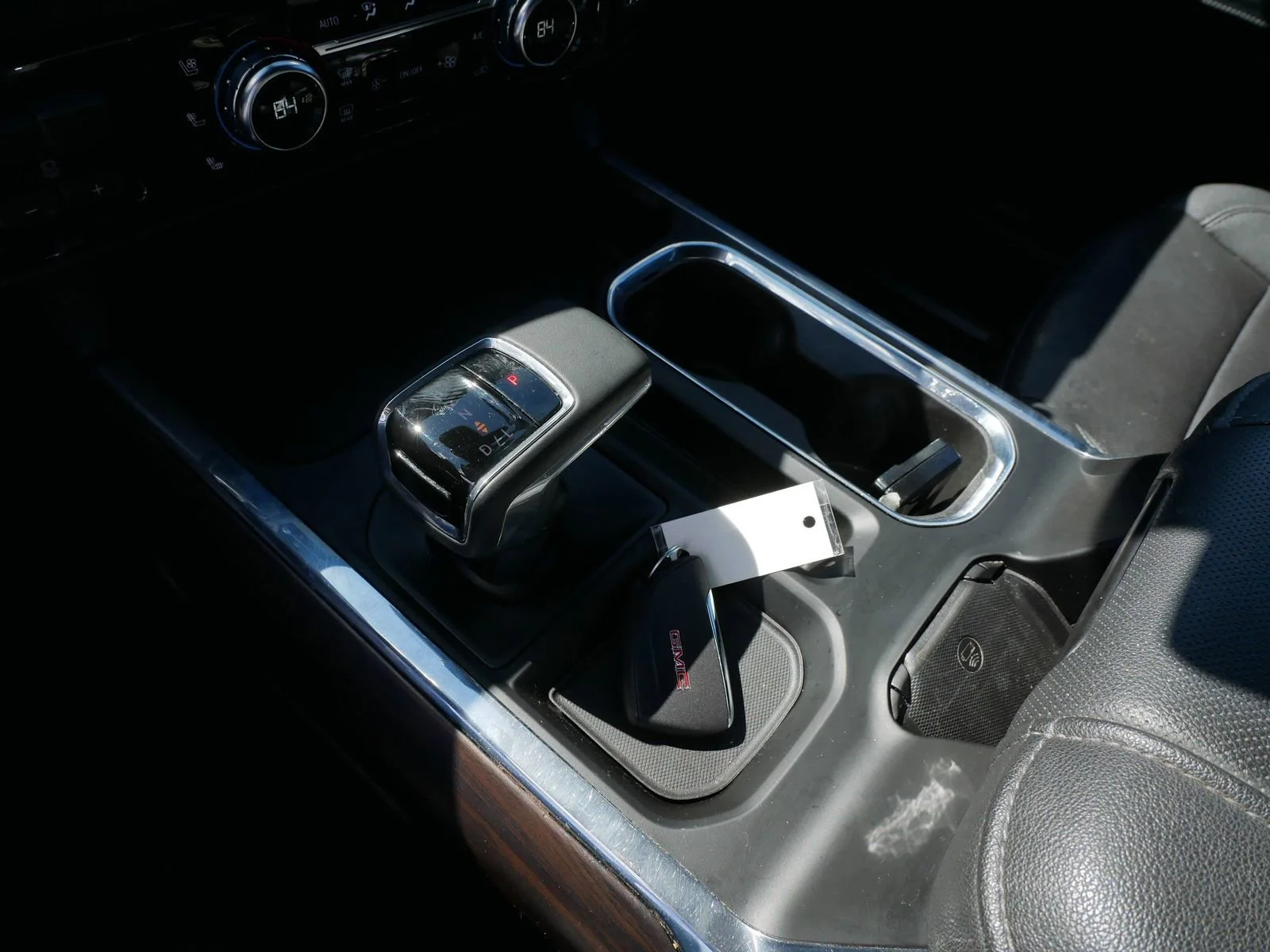Used 2023 Sterling Metallic GMC SLT image 27