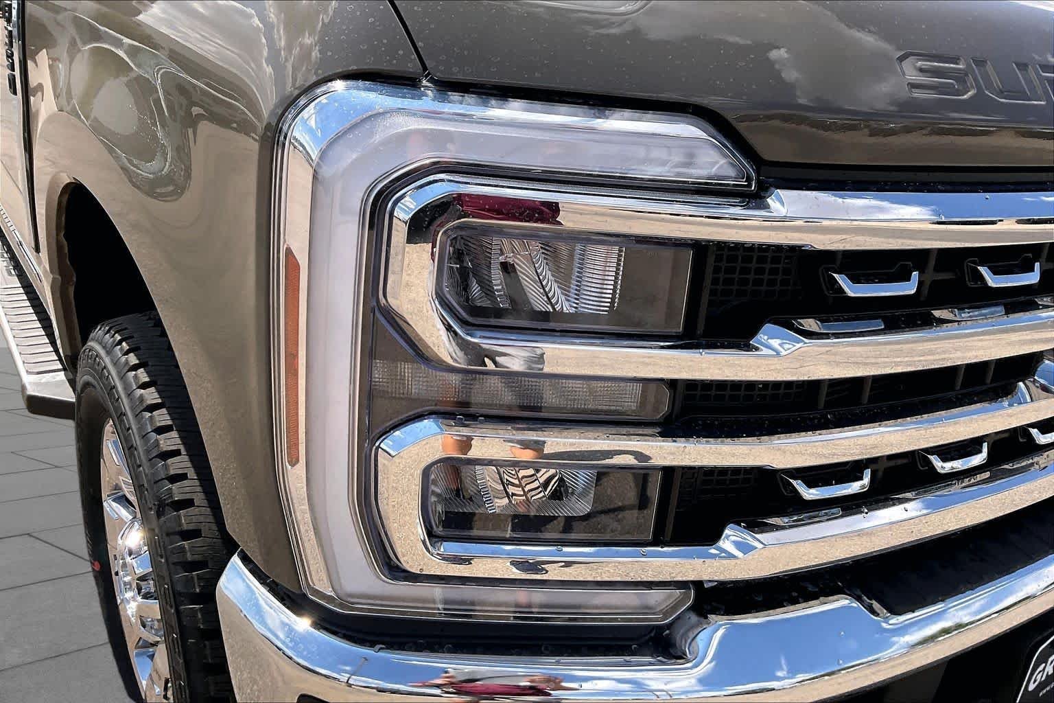 New 2026 Marsh Gray Ford F-350® Lariat® image 13