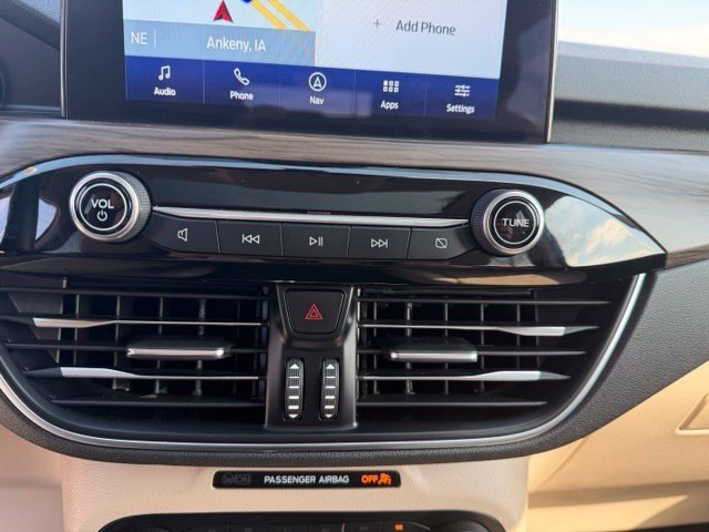 Used 2020 Magnetic Ford Titanium image 20