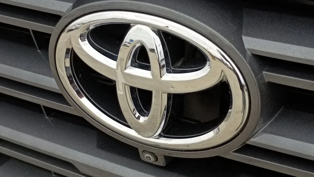 Used 2025 Blue Toyota SR5 image 13