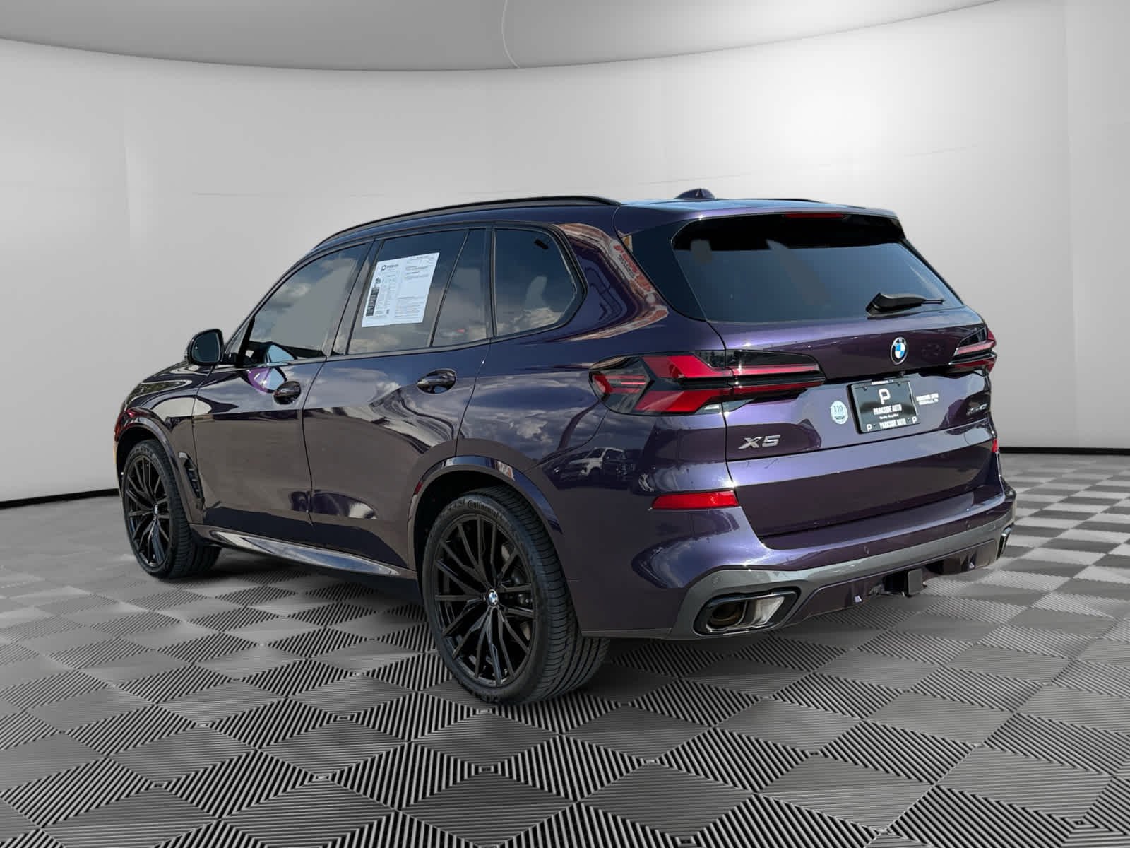 Used 2024 Technoviolet Metallic BMW xDrive40i image 7