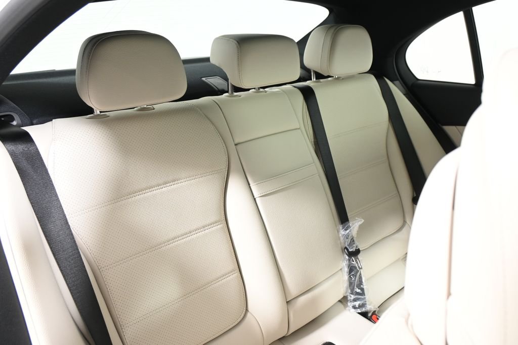 Used 2026 Polar White Mercedes-Benz C 300 image 33