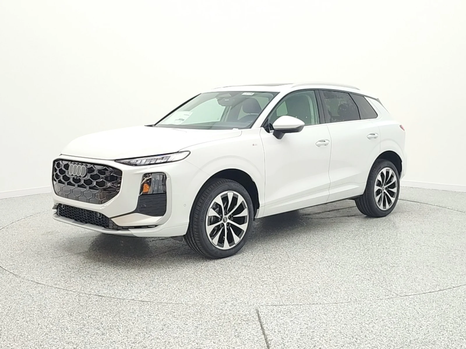 2026 Audi Q3 S line quattro's photo