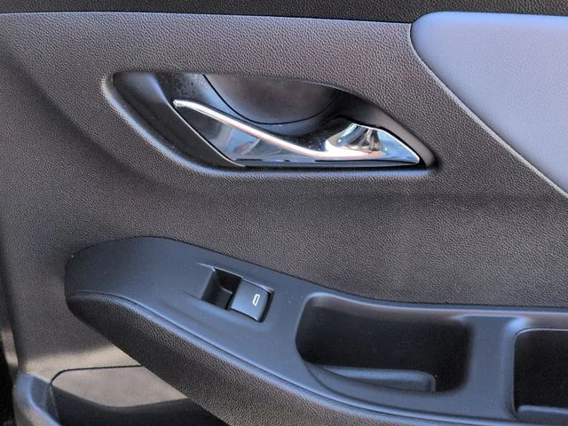 Used 2021 Black Chevrolet LT Leather image 33
