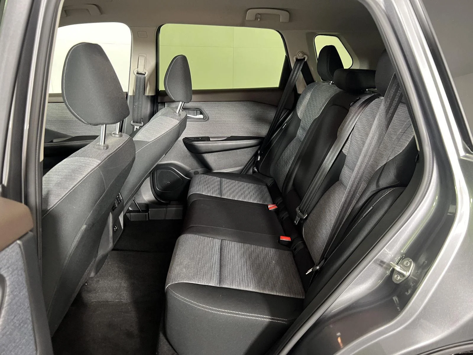 Used 2023 Gun Metallic Nissan SV image 21