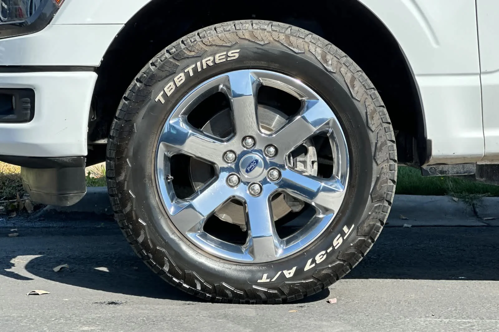 Certified Used 2024 Oxford White Clearcoat Ford STX image 25