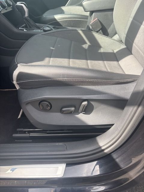 2023 Volkswagen Taos SE - Photo 28