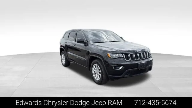 2022 Jeep Grand Cherokee Laredo X 4WD's photo