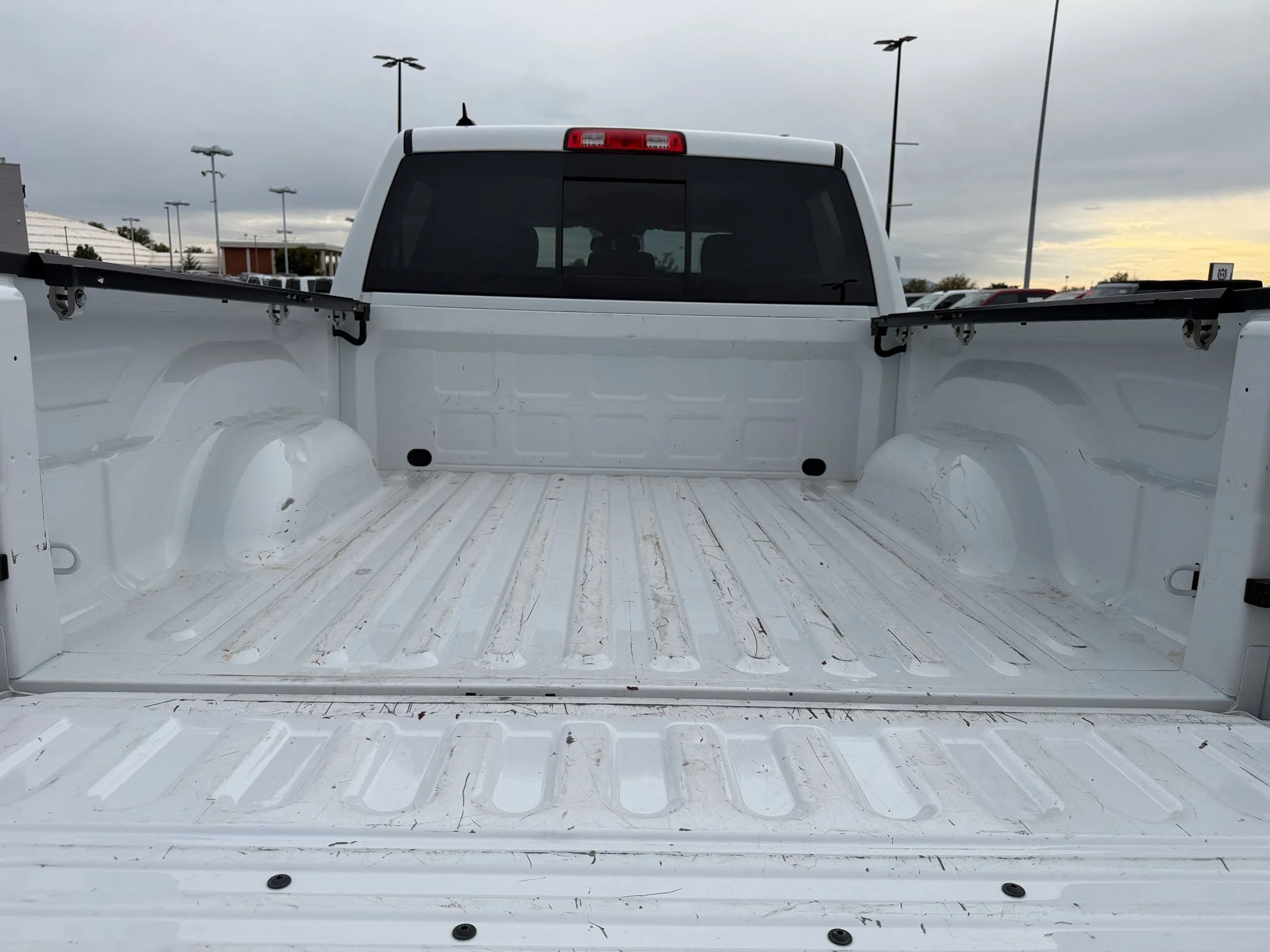 Used 2019 Bright White Clearcoat Ram Big Horn image 31