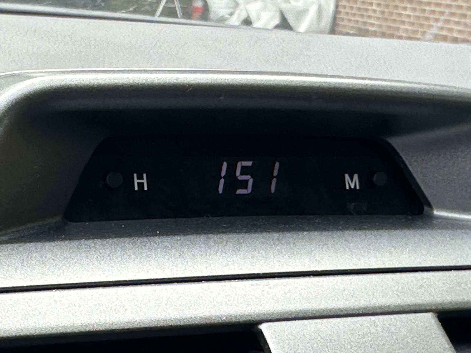 Used 2013 Gray Toyota LE image 16