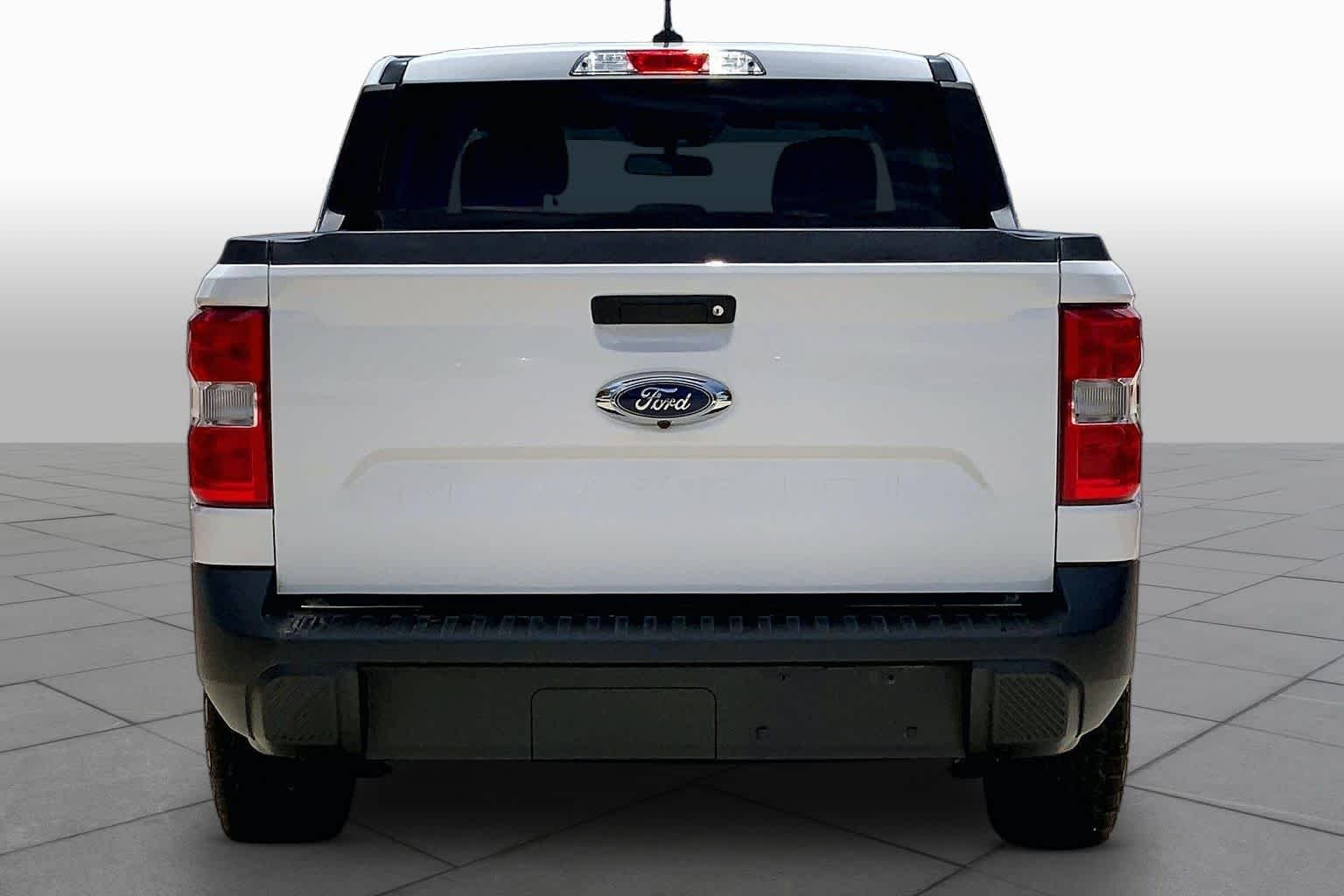 Used 2024 Oxford White Ford XL image 5