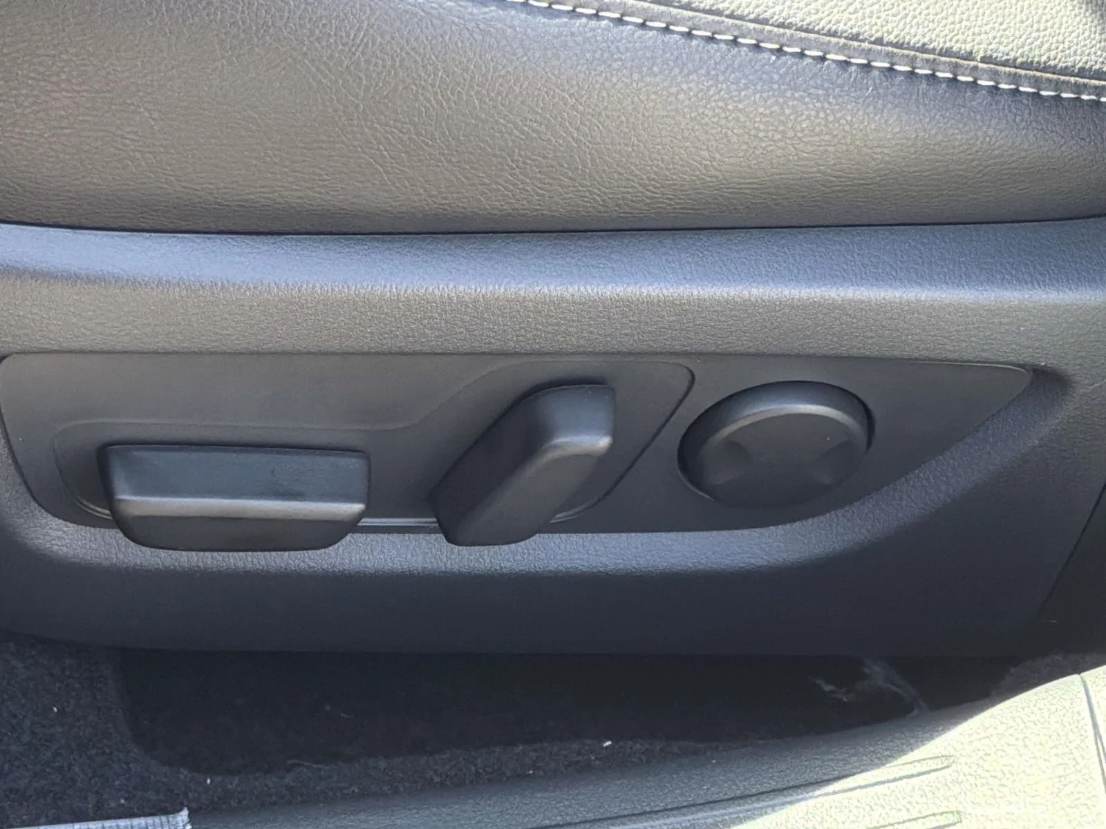 New 2026 Wind Chill Pearl Mazda Preferred AWD image 21