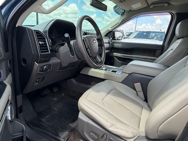 Used 2018 Blue Ford Limited image 11