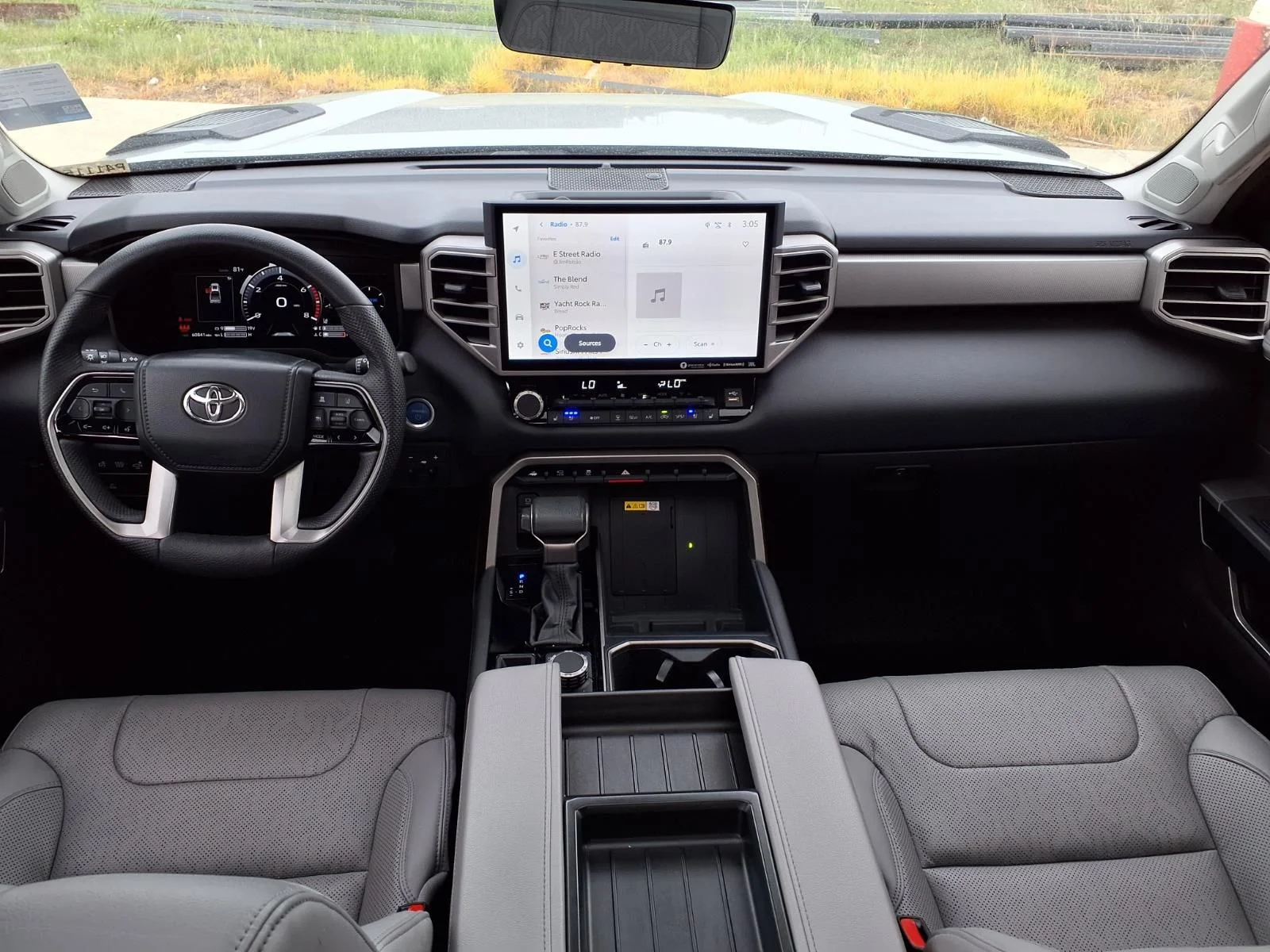 Used 2023 Silver Toyota Limited image 9