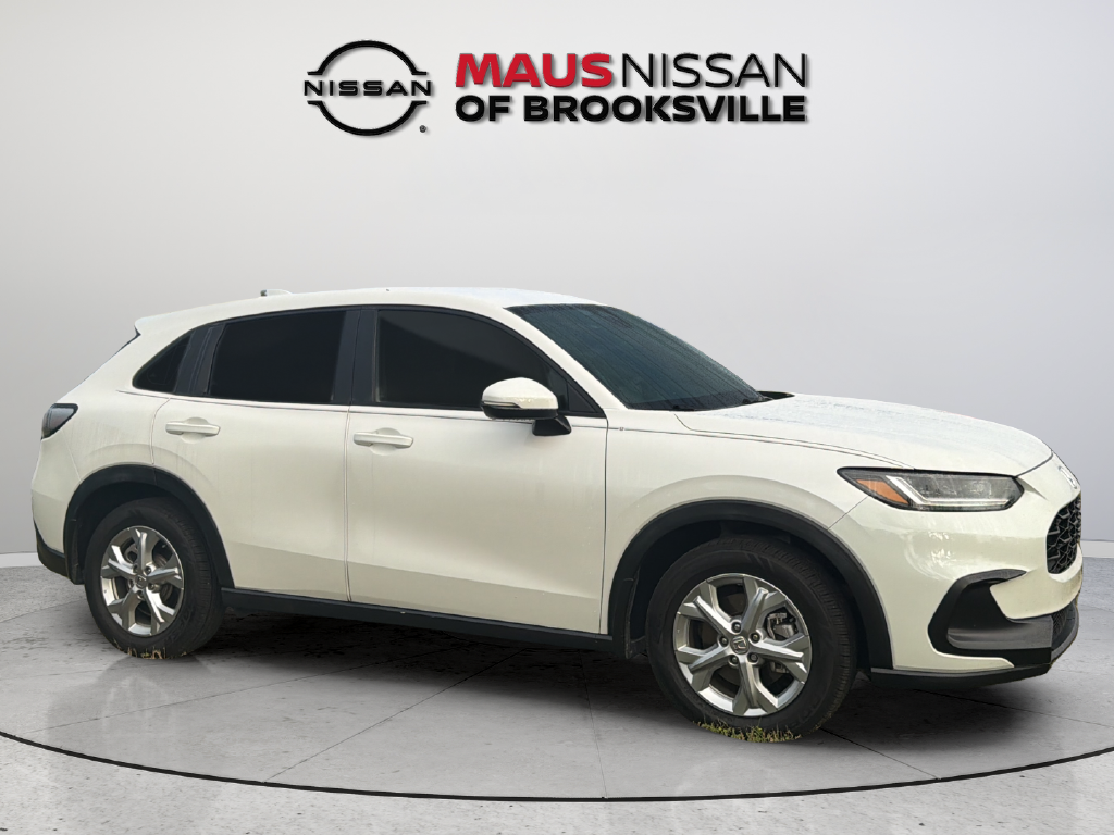 Used 2024 Platinum White Pearl Honda LX image 14